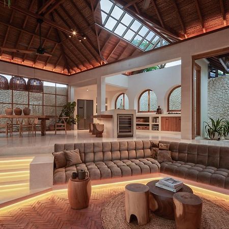 Villa Massilia Bali Семиняк Екстериор снимка