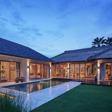 Villa Massilia Bali Семиняк Екстериор снимка