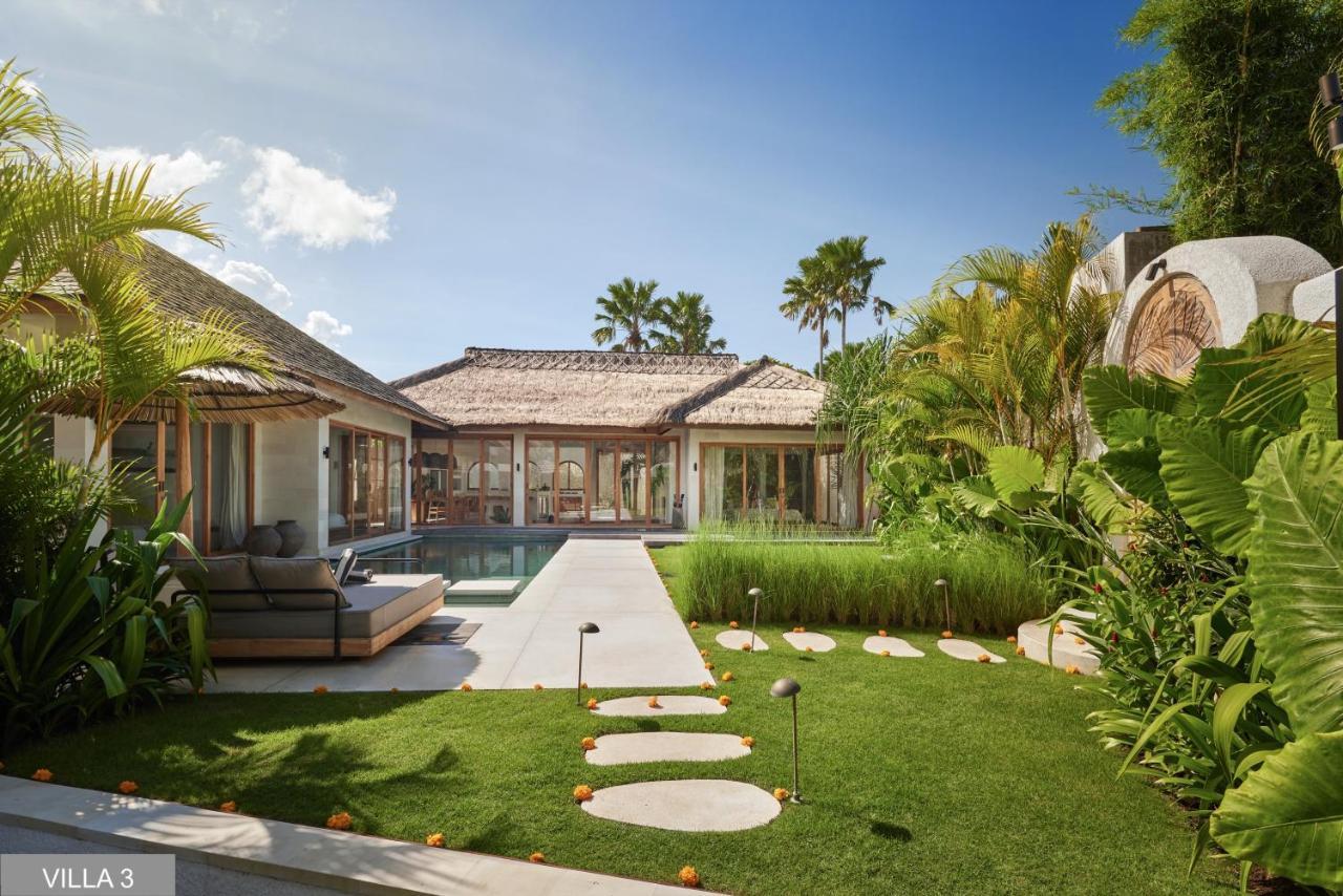 Villa Massilia Bali Семиняк Екстериор снимка